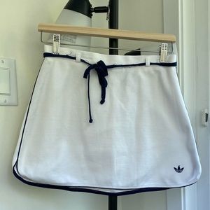 Vintage Adidas tennis skirt